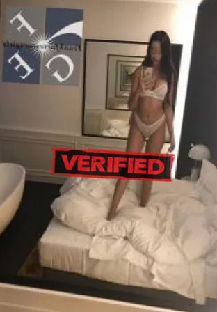 Adrienne sexy Prostitute Yangp yong